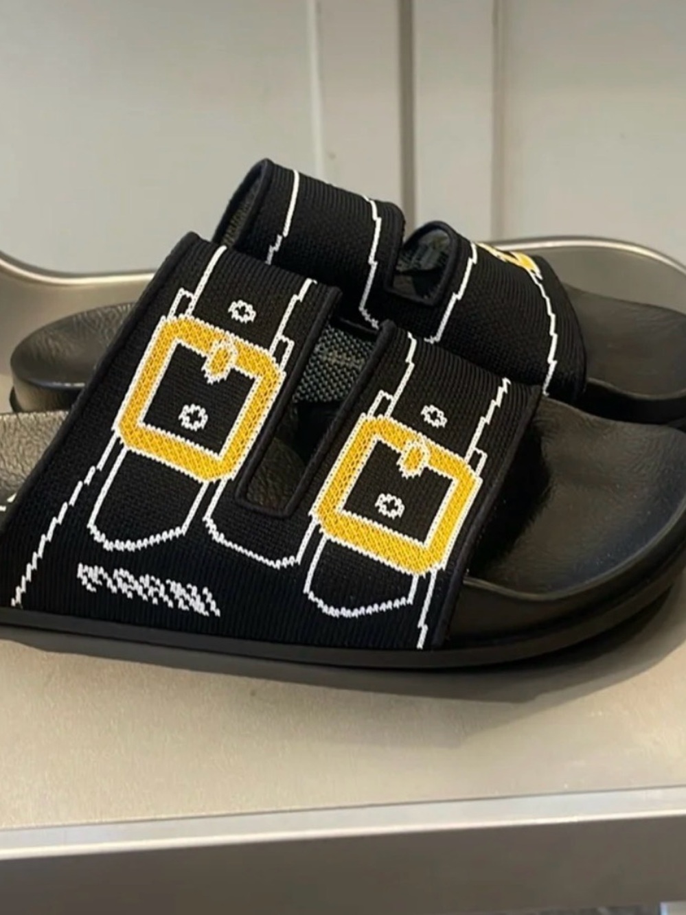 Marni Black and Green Sandal Box Label